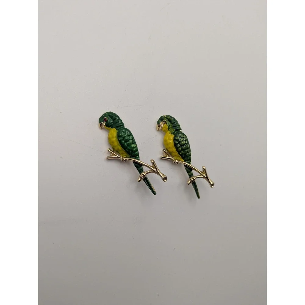 2 Vintage Enamel Parrot Green Yellow Brooch‎ Gold Tone Birds Perched